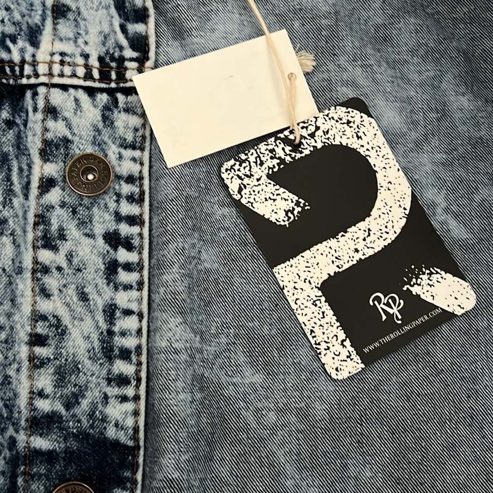 NWT DENIM JACKET - Picture 2 of 14